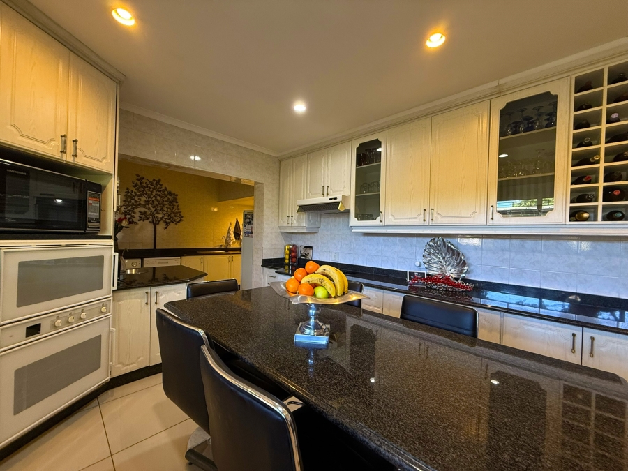 4 Bedroom Property for Sale in Potchefstroom North North West